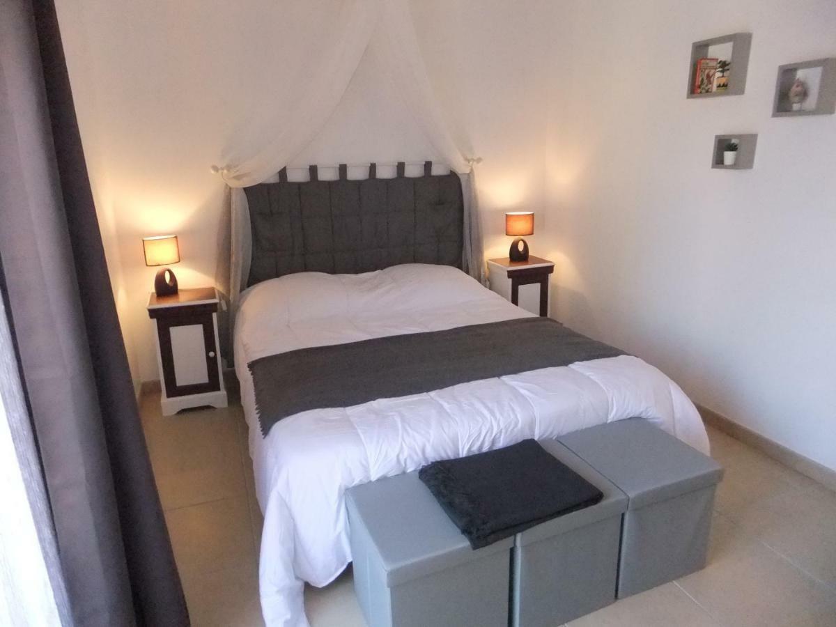 Gite Les Esparrus Villecroze Ngoại thất bức ảnh